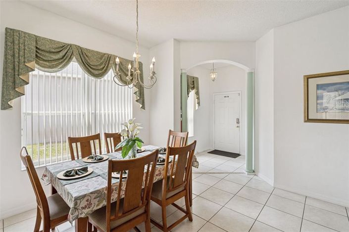 Image No.6-4 Bed Property for sale