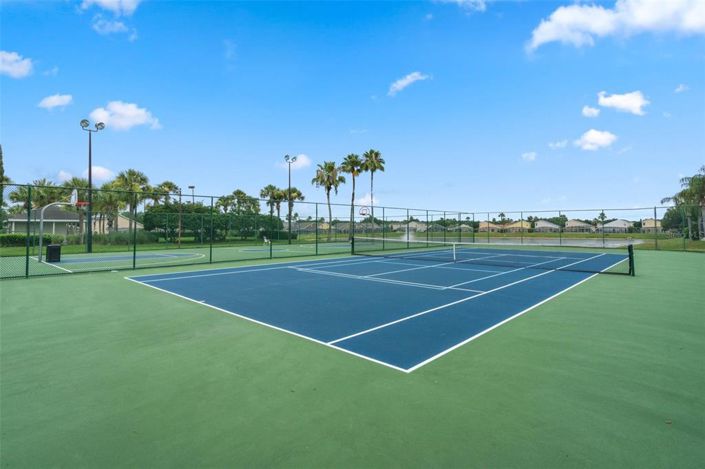 Image No.60-4 Bed Property for sale