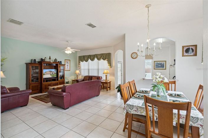 Image No.8-4 Bed Property for sale