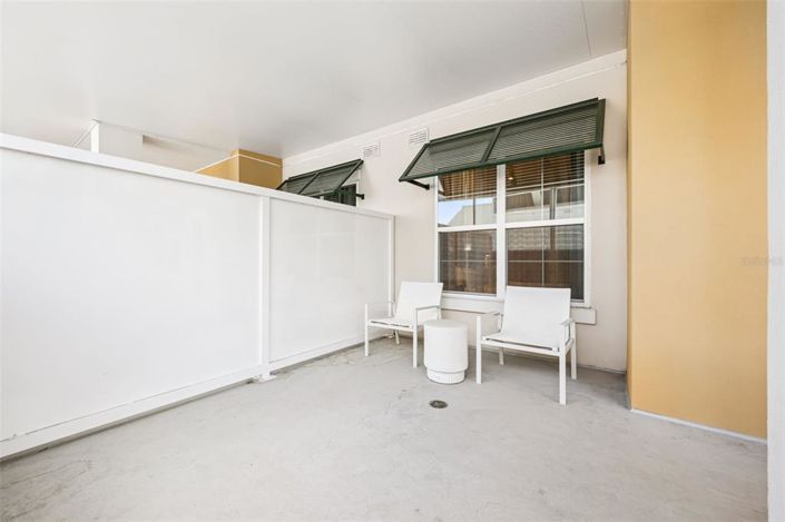 Image No.26-1 Bed Property for sale