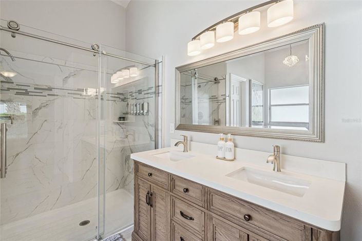 Image No.21-Propriété de 3 chambres à vendre à Clermont