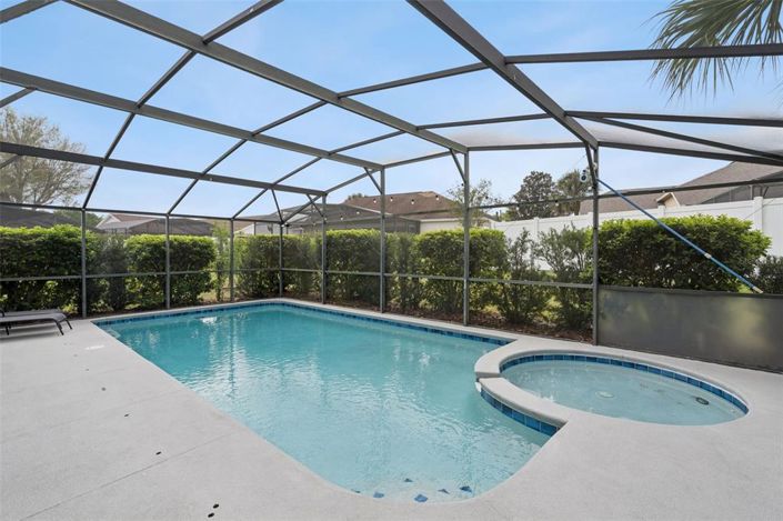 Image No.27-Propriété de 3 chambres à vendre à Clermont