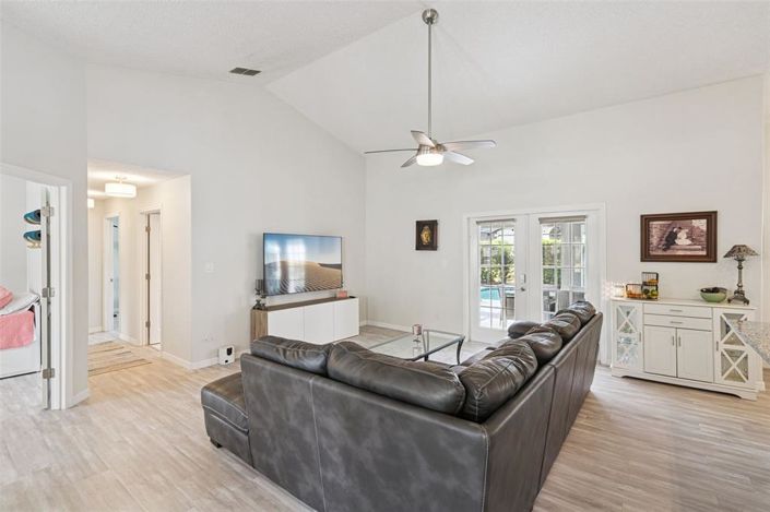 Image No.53-Propriété de 3 chambres à vendre à Clermont