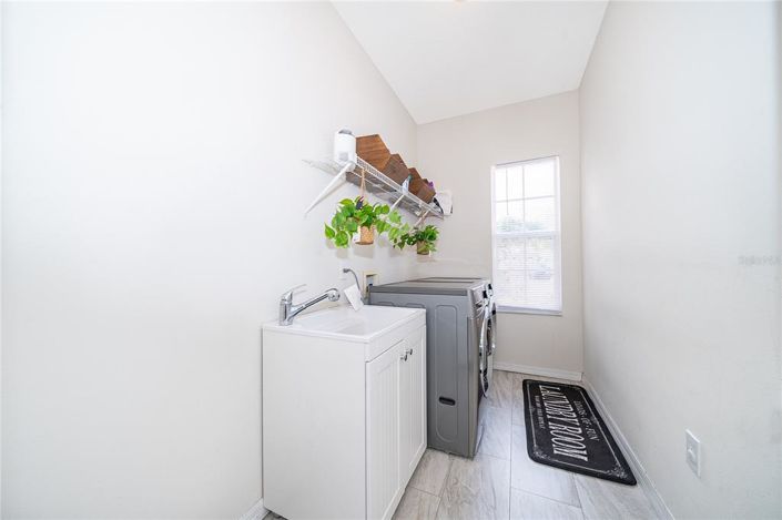 Image No.14-4 Bed Property for sale