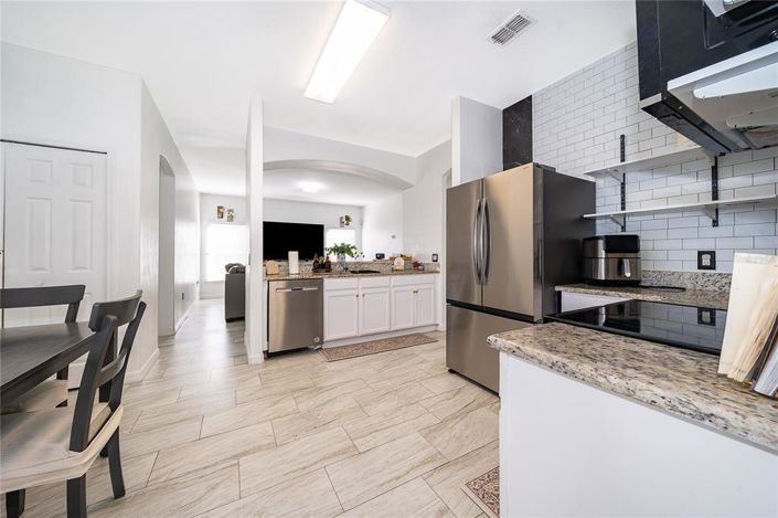 Image No.17-4 Bed Property for sale