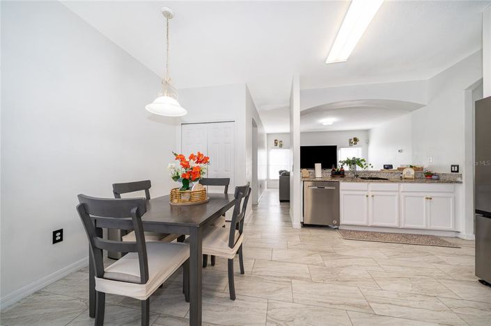 Image No.18-4 Bed Property for sale