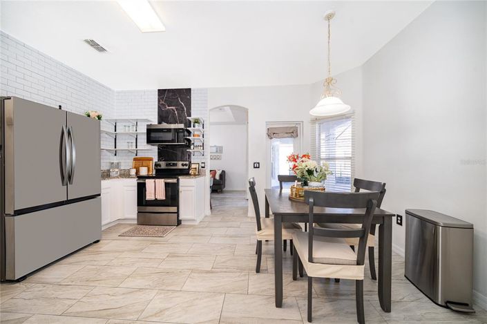 Image No.19-4 Bed Property for sale