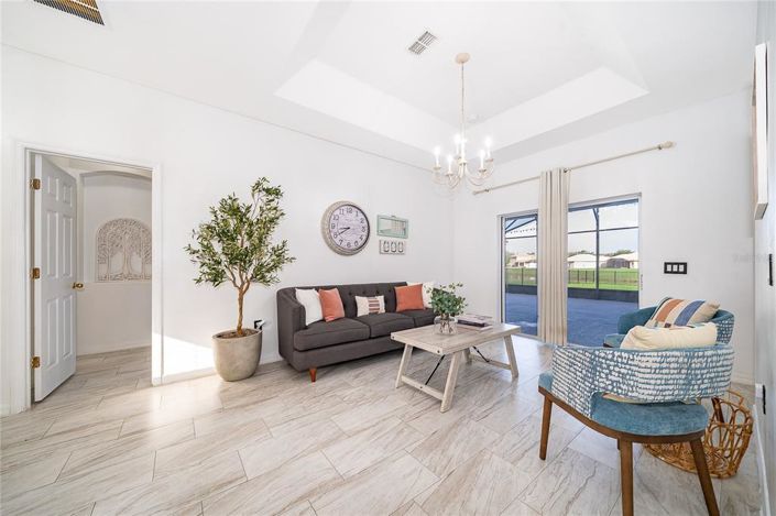 Image No.8-4 Bed Property for sale