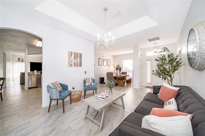 Image No.9-4 Bed Property for sale