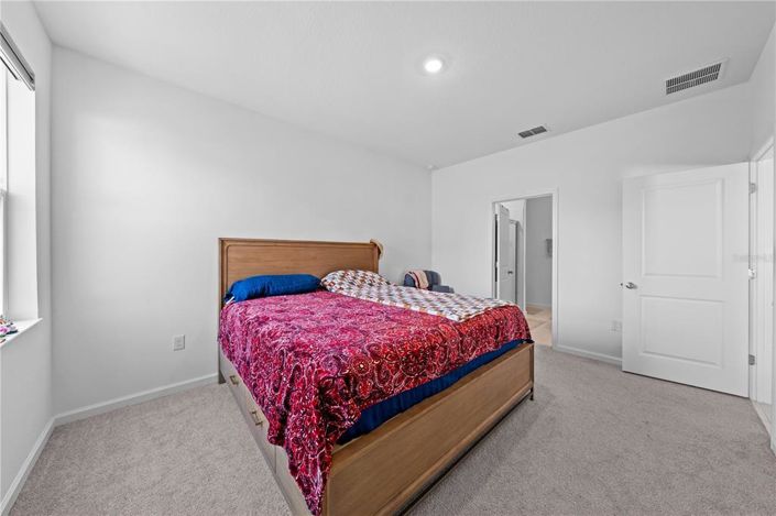 Image No.17-4 Bed Property for sale