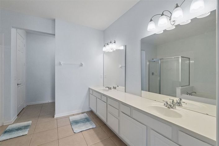 Image No.21-Propriété de 2 chambres à vendre à Orlando