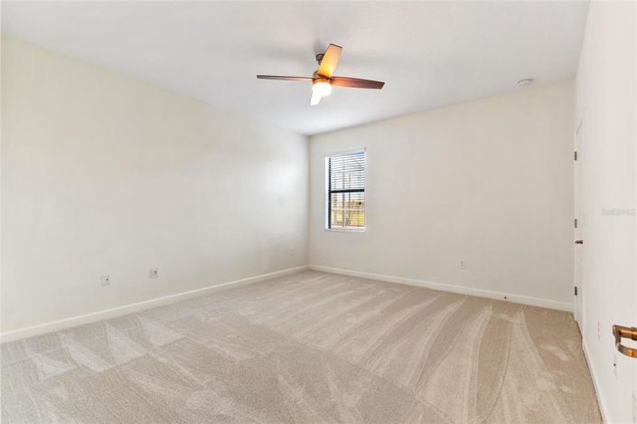 Image No.24-6 Bed Property for sale