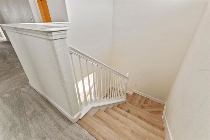 Image No.26-6 Bed Property for sale