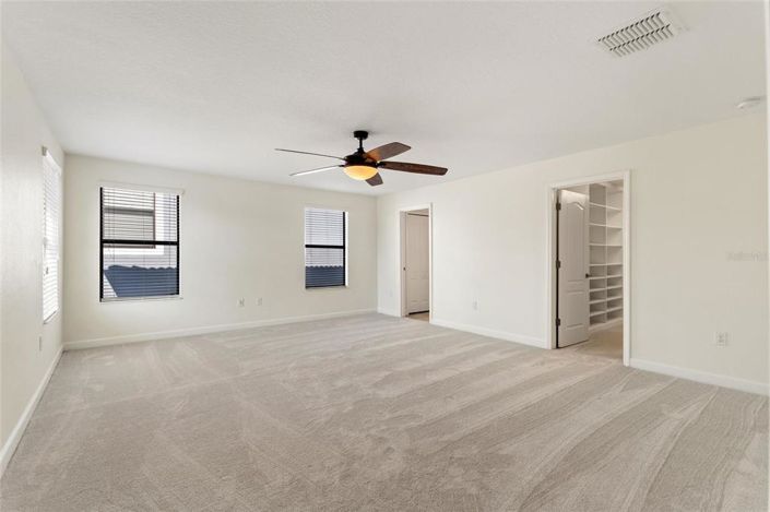 Image No.27-6 Bed Property for sale