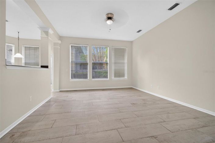 Image No.12-3 Bed Property for sale