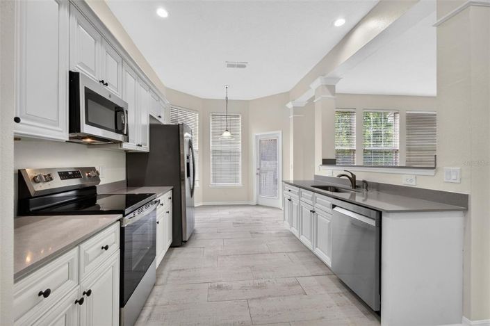 Image No.16-3 Bed Property for sale