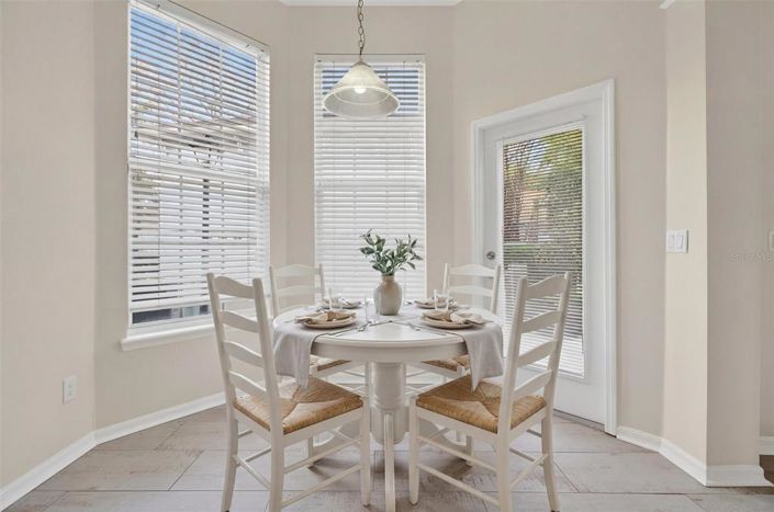 Image No.19-3 Bed Property for sale