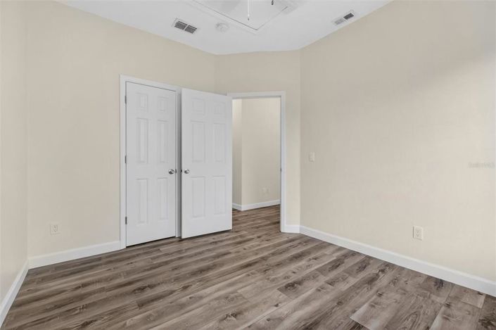 Image No.26-3 Bed Property for sale