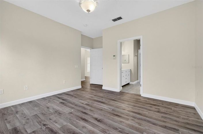 Image No.34-3 Bed Property for sale