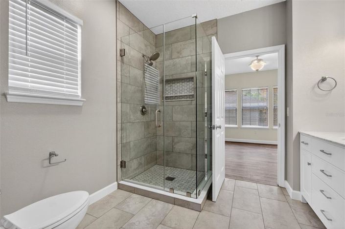 Image No.37-3 Bed Property for sale