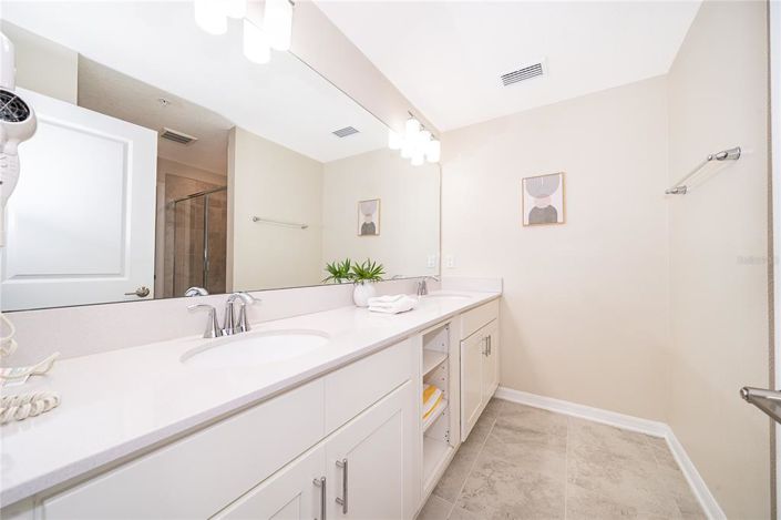 Image No.16-3 Bed Property for sale