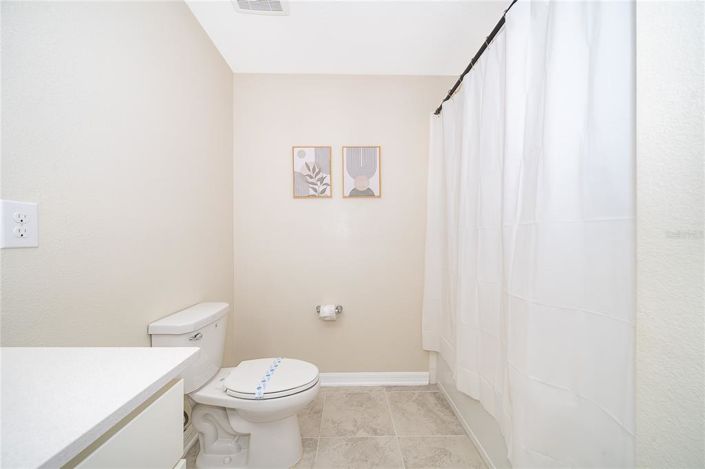 Image No.20-3 Bed Property for sale