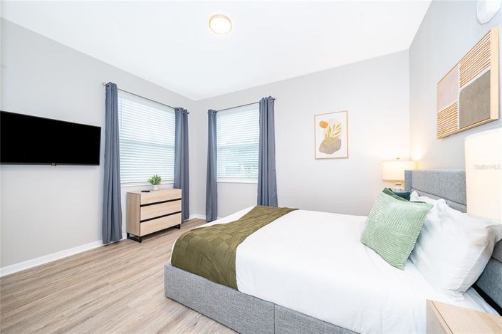 Image No.5-3 Bed Property for sale