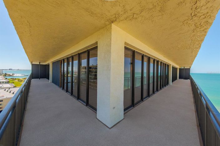 Image No.17-3 Bed Property for sale