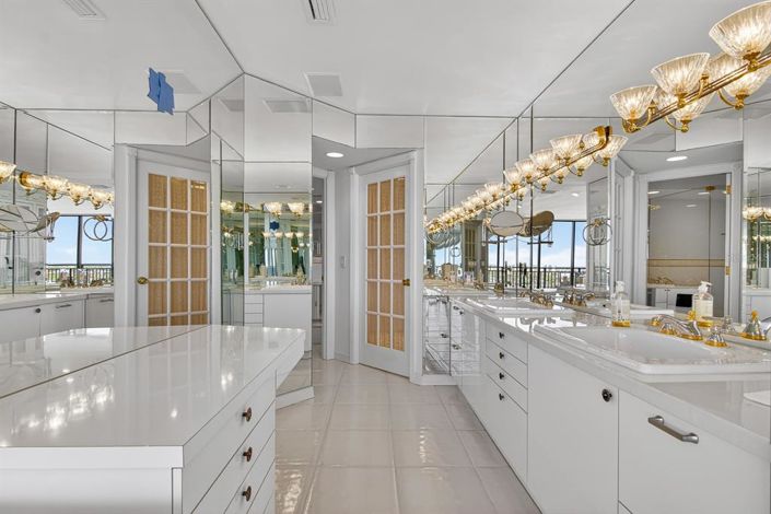 Image No.24-3 Bed Property for sale