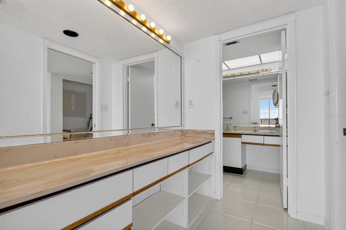 Image No.29-3 Bed Property for sale