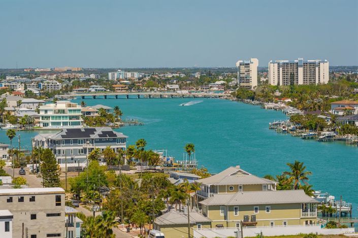 Image No.37-3 Bed Property for sale