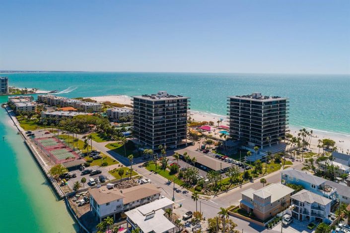 Image No.38-3 Bed Property for sale