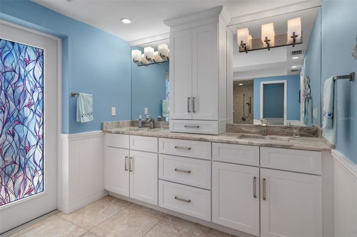 Image No.30-Propriété de 3 chambres à vendre à St. Petersburg