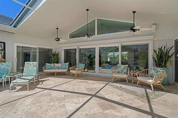 Image No.44-3 Bed Property for sale