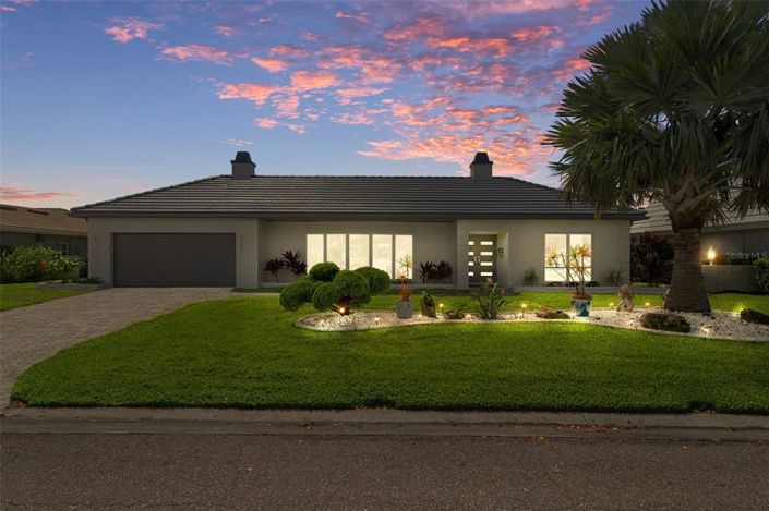 Image No.55-Propriété de 3 chambres à vendre à St. Petersburg