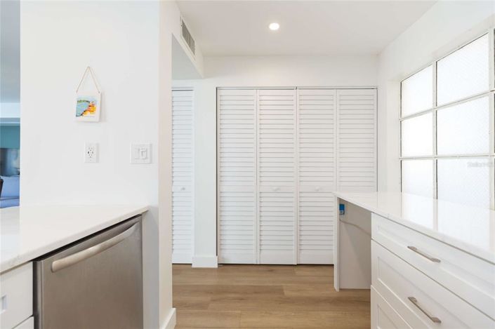 Image No.14-2 Bed Property for sale