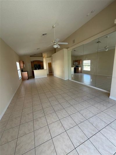 Image No.12-Propriété de 4 chambres à vendre à Clermont