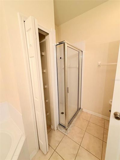 Image No.19-Propriété de 4 chambres à vendre à Clermont