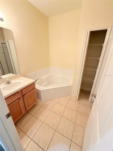 Image No.20-Propriété de 4 chambres à vendre à Clermont