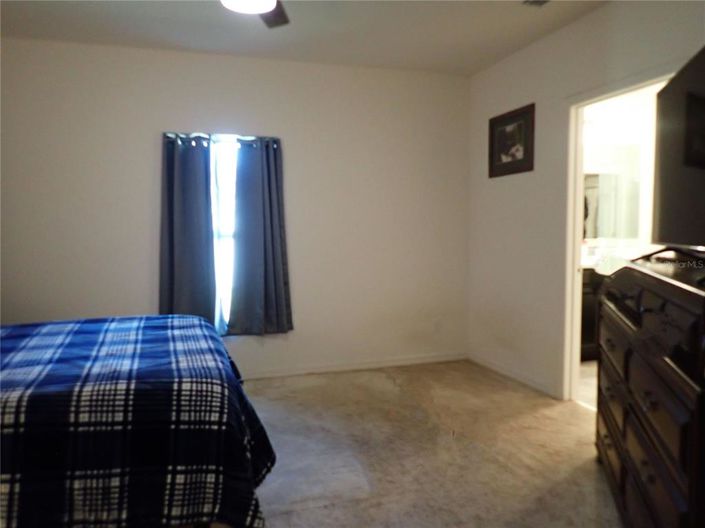 Image No.20-3 Bed Property for sale