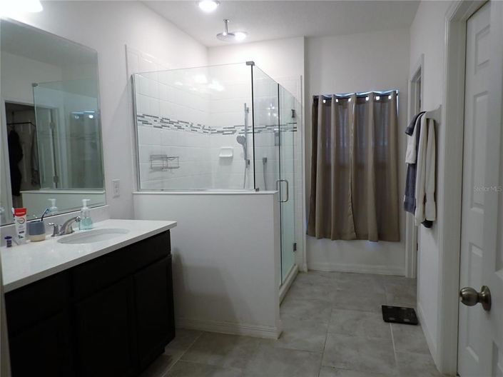 Image No.22-3 Bed Property for sale