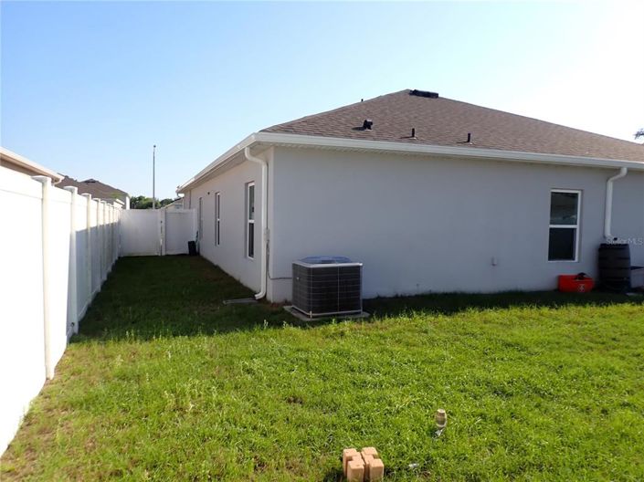 Image No.25-3 Bed Property for sale