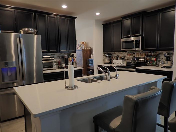 Image No.4-3 Bed Property for sale