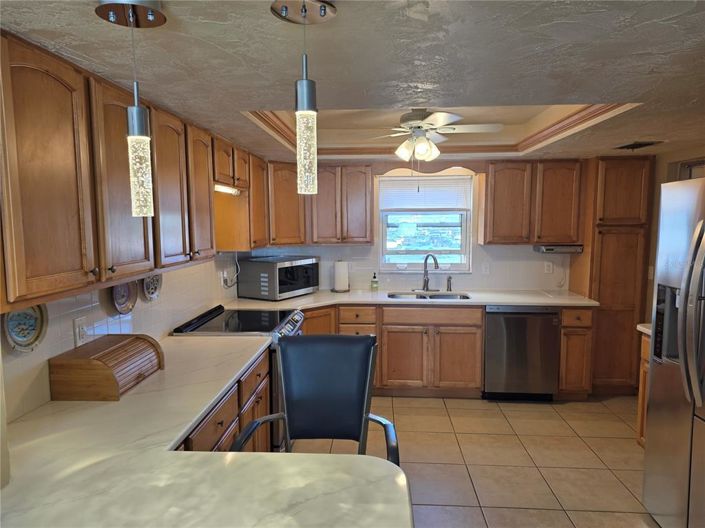 Image No.10-2 Bed Property for sale