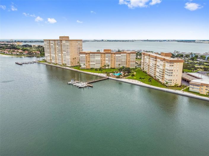 Image No.2-2 Bed Property for sale