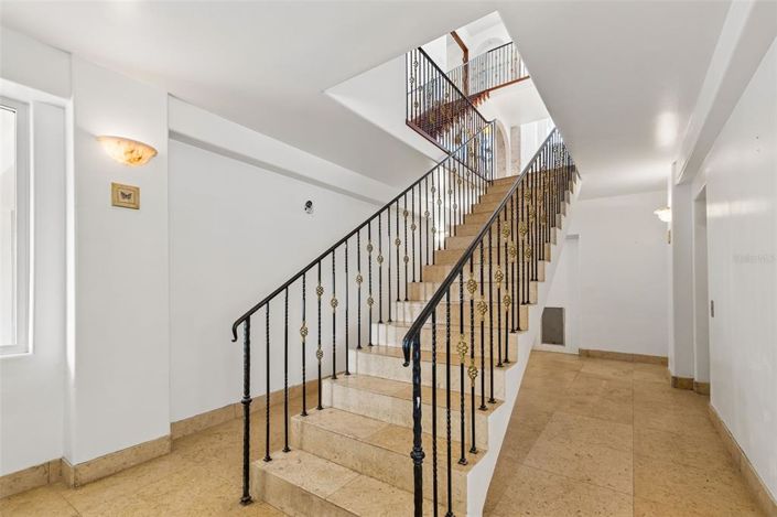 Image No.17-Propriété de 6 chambres à vendre à St. Pete Beach