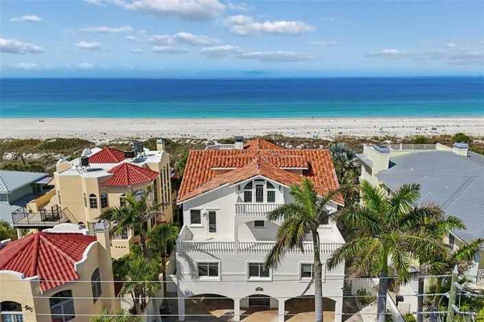 Image No.3-Propriété de 6 chambres à vendre à St. Pete Beach