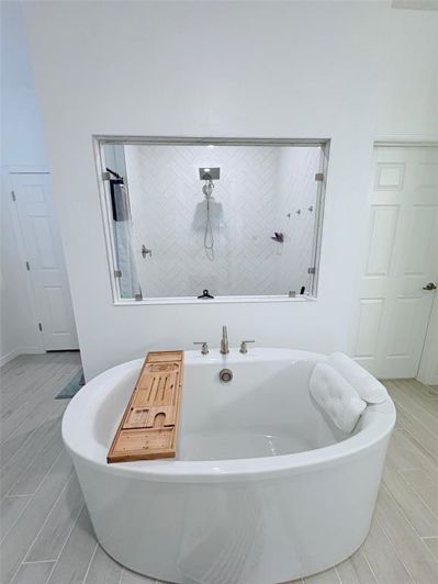 Image No.18-5 Bed Property for sale