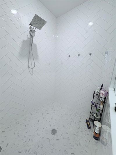 Image No.19-5 Bed Property for sale