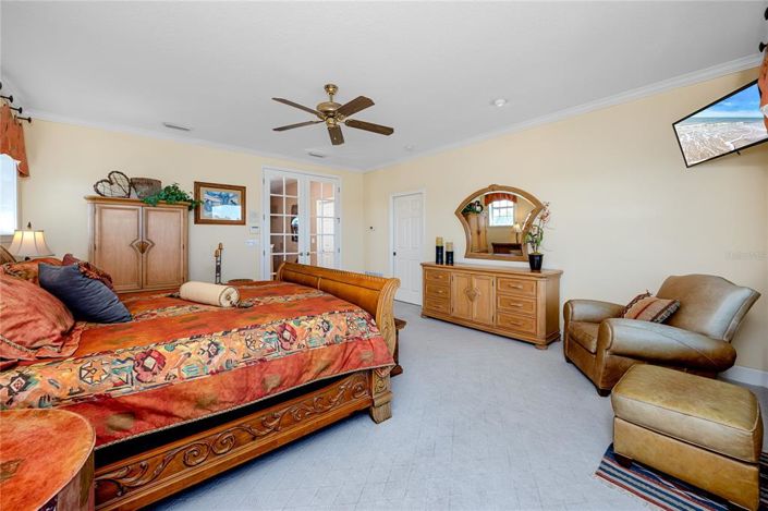 Image No.21-3 Bed Property for sale